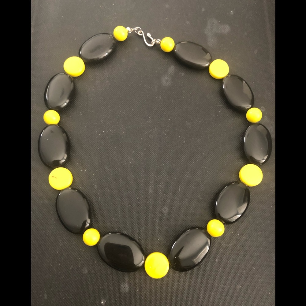 Beaded necklace